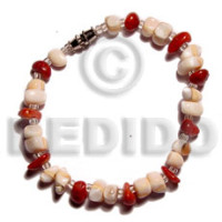 Mosaic luhuanus red corals