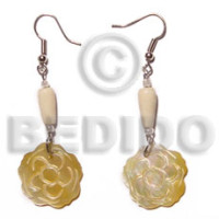 Dangling 25mm mop flower