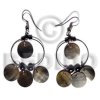 Dangling 12mm round blacklip in