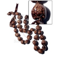 32 pcs. of kukui nuts