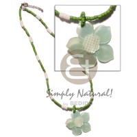 40mm dyed hammershell flower