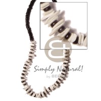 Black 4-5mm coco pokalet.