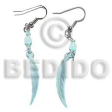 Dangling 10x40mm aqua blue hammershell