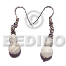 Dangling graduated troca beads