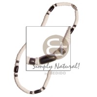 4-5mm white clam black