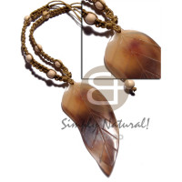 85mmx40mm carabao amber horn leaf